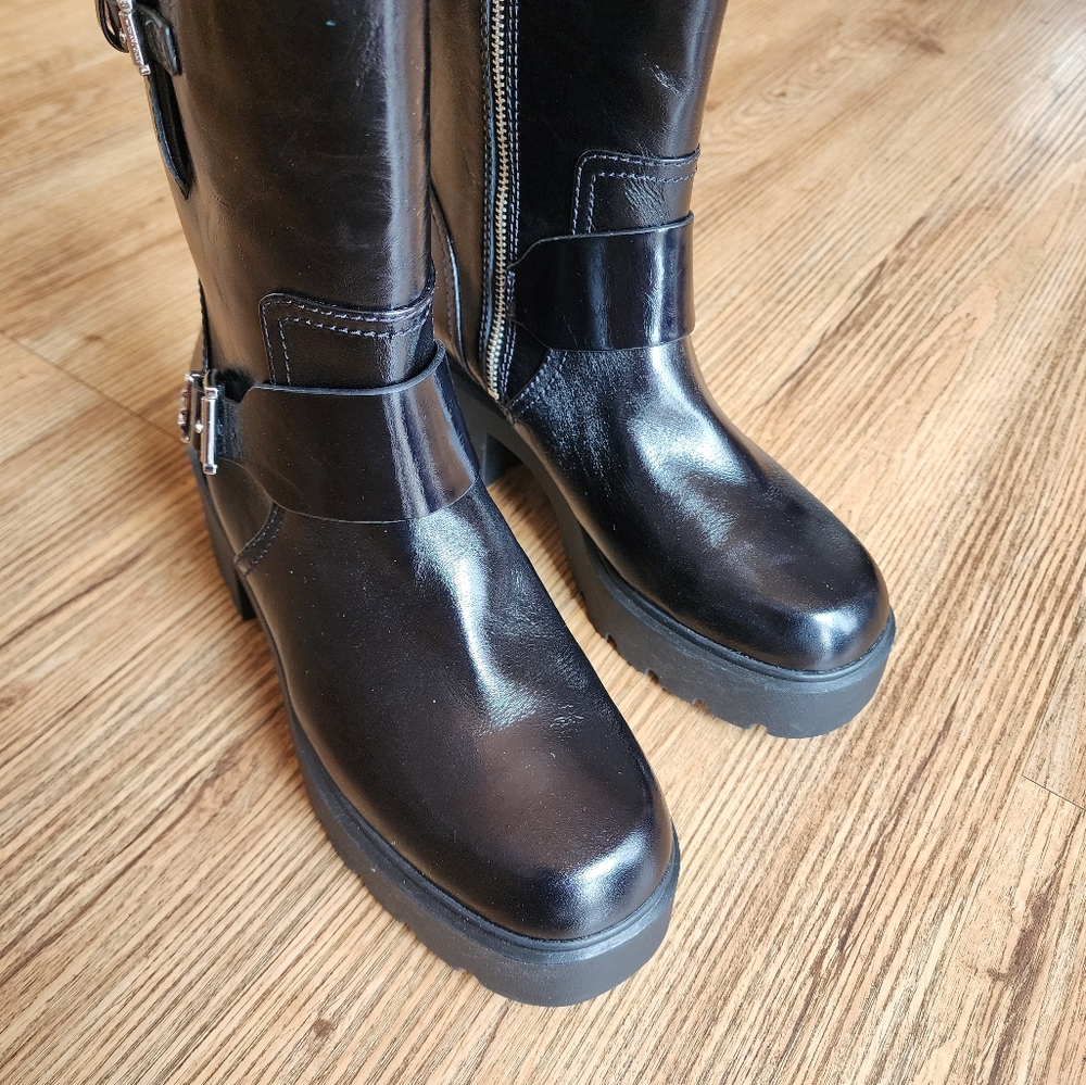 New Women's Michael Kors Perry Crinkled Patent Leather Boot - Picture 13 of 16
